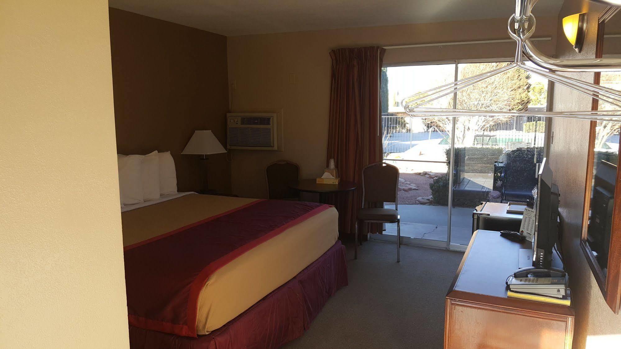 Lake Powell Canyon Inn Page Exteriér fotografie