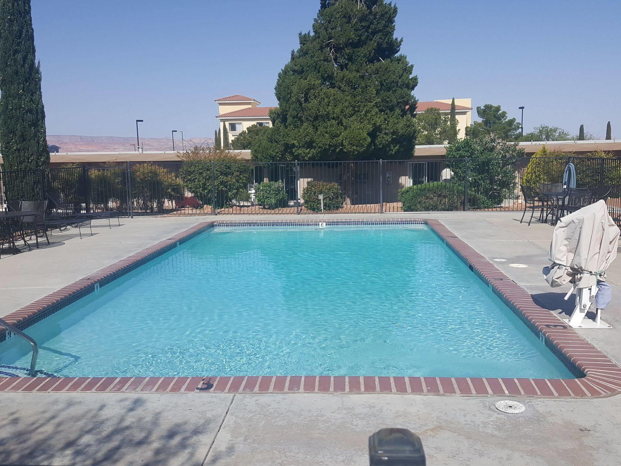 Lake Powell Canyon Inn Page Exteriér fotografie